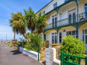 4 Bed in East Cowes 88655